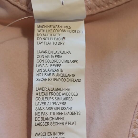 Fabletics Mila Medium Impact Sports Bra Athletic. Athleisure. Active. - Picture 9 of 11